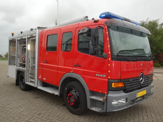 Mercedes-Benz Atego 1325 godiva pump bomberos - Противпожарен камион: слика 3 Mercedes-Benz Atego 1325 godiva pump bomberos - Противпожарен камион: слика 3