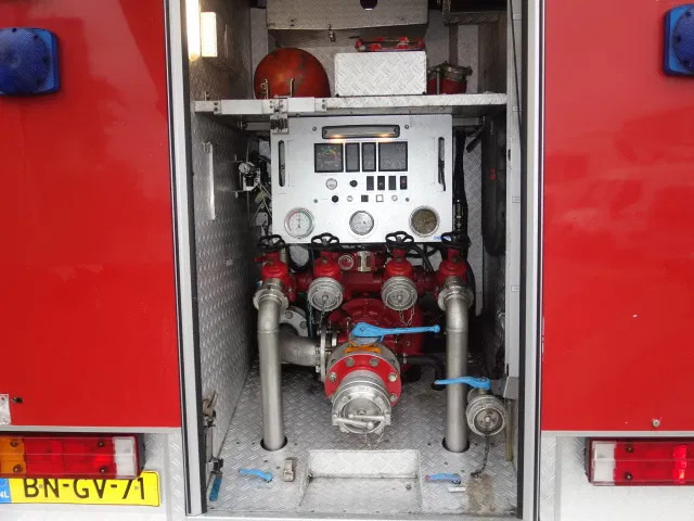 Mercedes-Benz Atego 1325 godiva pump bomberos - Противпожарен камион: слика 2 Mercedes-Benz Atego 1325 godiva pump bomberos - Противпожарен камион: слика 2