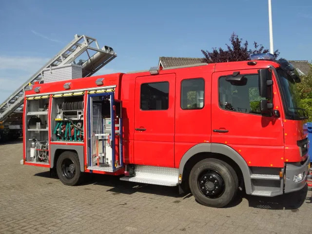 Mercedes-Benz Atego 1326 FIRE TRUCK - Противпожарен камион: слика 2 Mercedes-Benz Atego 1326 FIRE TRUCK - Противпожарен камион: слика 2