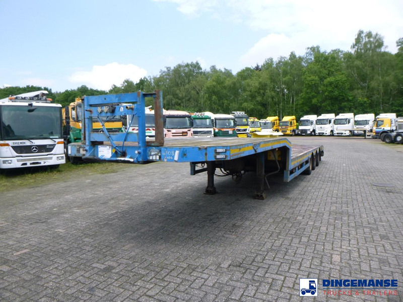 Broshuis 3-axle semi-lowbed trailer 45 t / extendable - Полуприколка за низок утовар: слика 1 Broshuis 3-axle semi-lowbed trailer 45 t / extendable - Полуприколка за низок утовар: слика 1