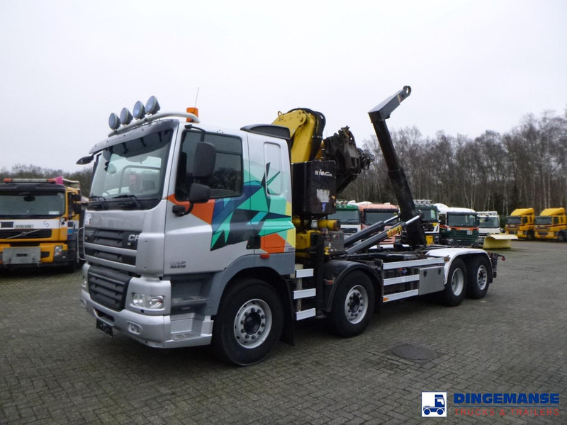 DAF CF 85.410 8x2 Hyva container hook + crane - Камион со кран: слика 1 DAF CF 85.410 8x2 Hyva container hook + crane - Камион со кран: слика 1