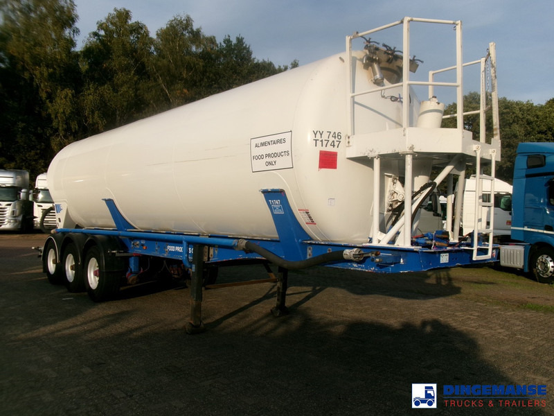 Feldbinder Powder tank alu 41 m3 (tipping) - Полуприколка цистерна: слика 2 Feldbinder Powder tank alu 41 m3 (tipping) - Полуприколка цистерна: слика 2