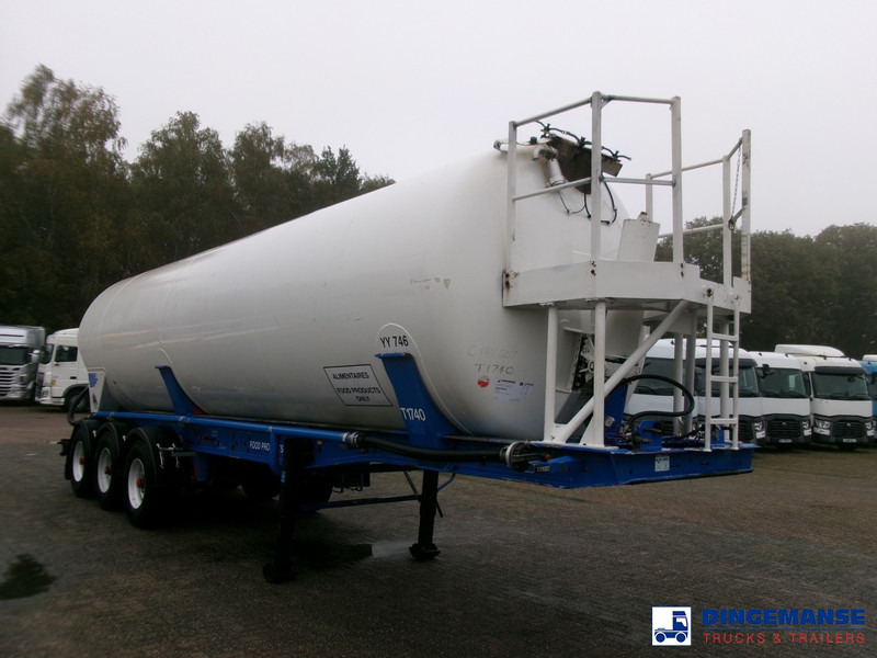 Feldbinder Powder tank alu 41 m3 (tipping) - Полуприколка цистерна: слика 2 Feldbinder Powder tank alu 41 m3 (tipping) - Полуприколка цистерна: слика 2