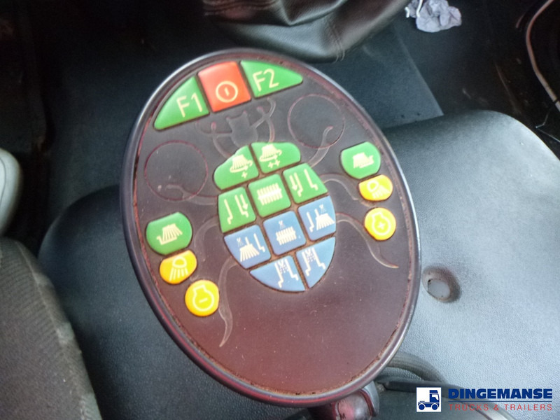 Возило за метење Iveco Eurocargo ML150E22 4x2 Scarab Mistral 6.2 m3 sweeper: слика 20