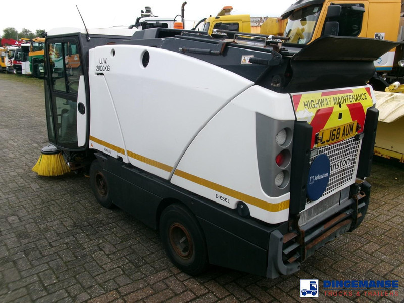 Johnston C202 compact street sweeper - Возило за метење: слика 3 Johnston C202 compact street sweeper - Возило за метење: слика 3