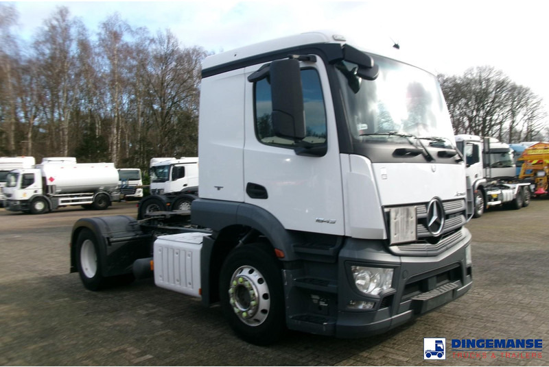 Mercedes-Benz Actros 1843 4x2 Euro 6 / ADR + PTO - Камион влекач: слика 2 Mercedes-Benz Actros 1843 4x2 Euro 6 / ADR + PTO - Камион влекач: слика 2