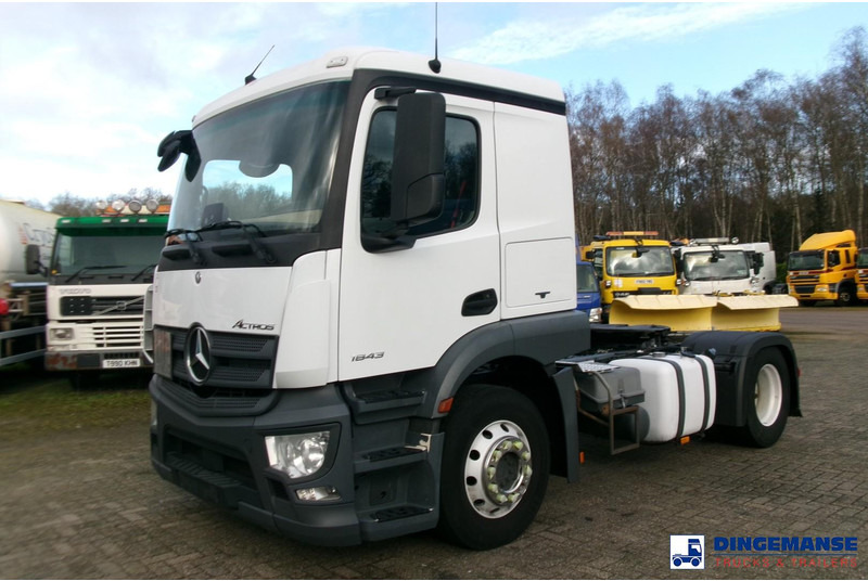 Mercedes-Benz Actros 1843 4x2 Euro 6 / ADR + PTO - Камион влекач: слика 1 Mercedes-Benz Actros 1843 4x2 Euro 6 / ADR + PTO - Камион влекач: слика 1