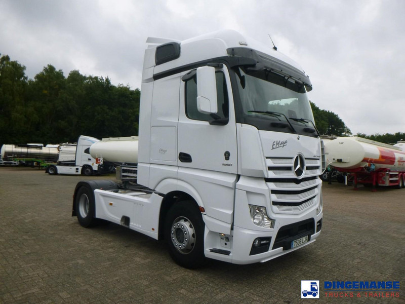 Mercedes-Benz Actros 1851 4x2 Euro 6 + Retarder - Камион влекач: слика 2 Mercedes-Benz Actros 1851 4x2 Euro 6 + Retarder - Камион влекач: слика 2
