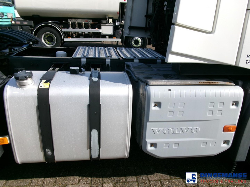 Камион влекач Volvo FH 500 6X2 Euro 6 + pto + ADR 29/02/2024: слика 15