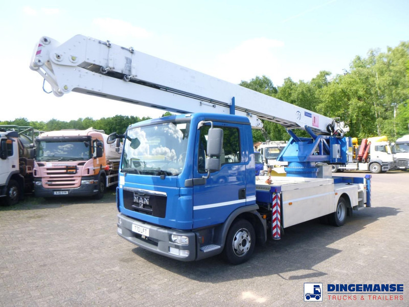 MAN TGL 7.180 4x2 + Klaas K25-30 crane - Камион со кран: слика 1 MAN TGL 7.180 4x2 + Klaas K25-30 crane - Камион со кран: слика 1