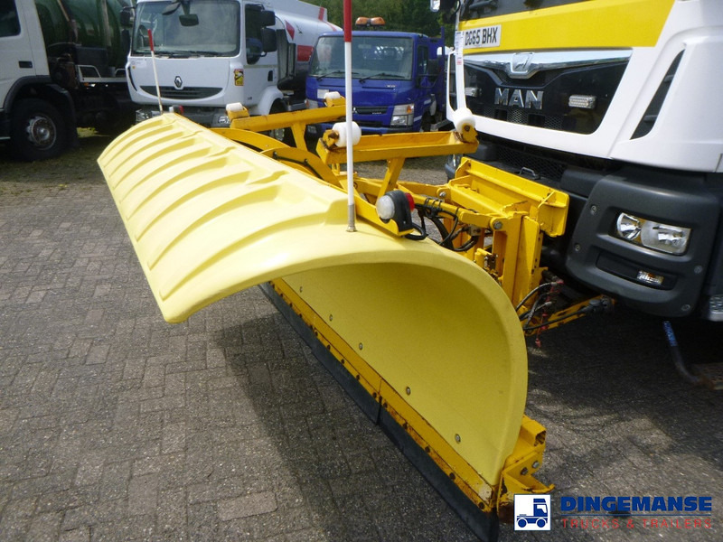 MAN TGM 18.290 4X4 RHD gritter / snow plough - Машина за чистење снег: слика 5 MAN TGM 18.290 4X4 RHD gritter / snow plough - Машина за чистење снег: слика 5