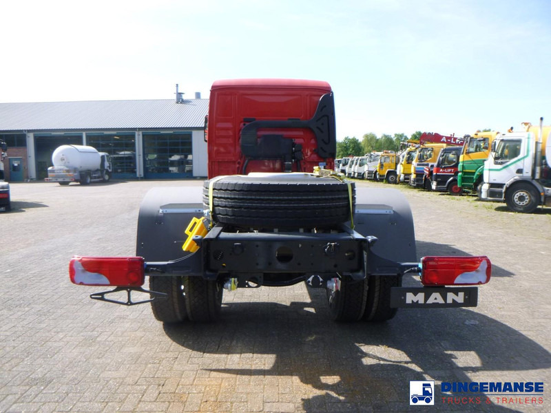 MAN TGM 18.320 4x4 BB chassis / new/unused - Камион со кабинска шасија: слика 5 MAN TGM 18.320 4x4 BB chassis / new/unused - Камион со кабинска шасија: слика 5
