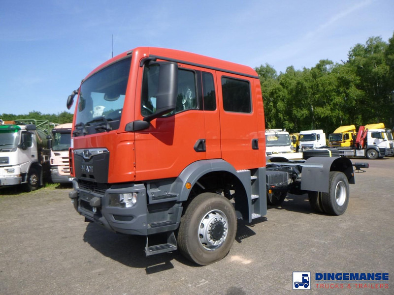 MAN TGM 18.320 4x4 BB chassis / new/unused - Камион со кабинска шасија: слика 1 MAN TGM 18.320 4x4 BB chassis / new/unused - Камион со кабинска шасија: слика 1