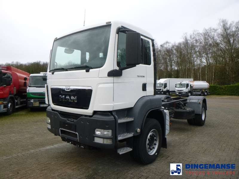 MAN TGS 19.360 4X2 BBS manual Euro 2 chassis + PTO - Камион со кабинска шасија: слика 1 MAN TGS 19.360 4X2 BBS manual Euro 2 chassis + PTO - Камион со кабинска шасија: слика 1