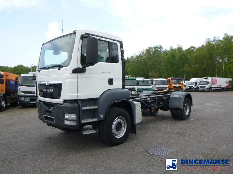 MAN TGS 19.360 4X2 BBS manual Euro 2 chassis + PTO - Камион со кабинска шасија: слика 1 MAN TGS 19.360 4X2 BBS manual Euro 2 chassis + PTO - Камион со кабинска шасија: слика 1