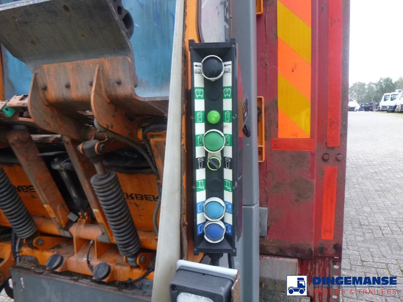 Лизинг на Mercedes-Benz Econic 2629 6x2 RHD Geesink Norba refuse truck Mercedes-Benz Econic 2629 6x2 RHD Geesink Norba refuse truck: слика 17