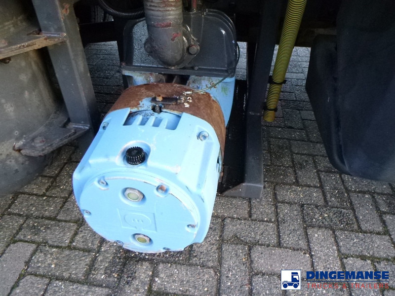 Лизинг на Renault Midlum 180.14 dxi 4x2 RHD Euro 5 vacuum tank 6.1 m3 Renault Midlum 180.14 dxi 4x2 RHD Euro 5 vacuum tank 6.1 m3: слика 13