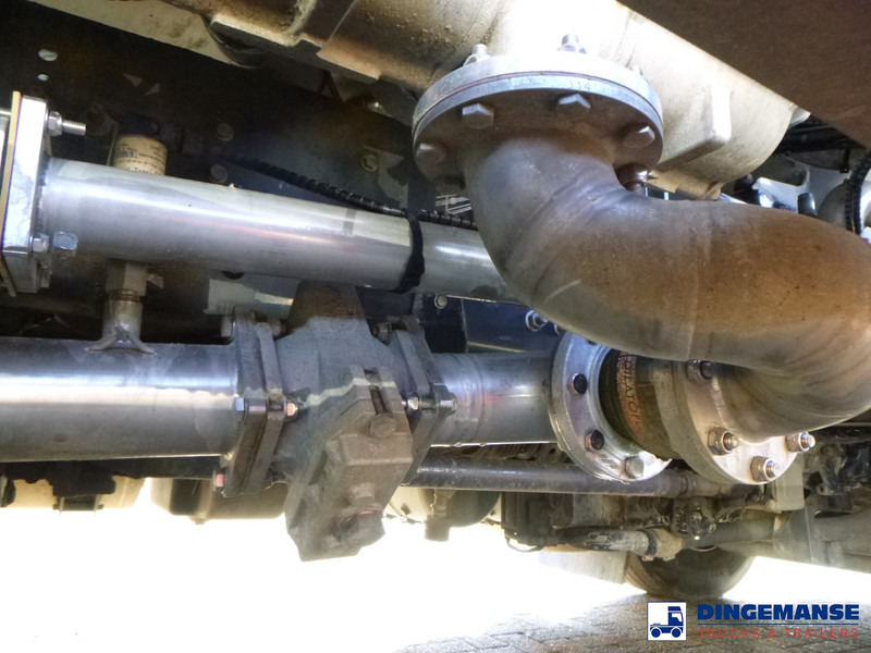 Камион цистерна Renault Premium 270 dxi 4x2 fuel tank 13.3 m3 / 4 comp: слика 16