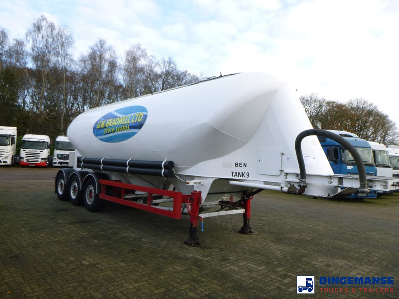 SPITZER Powder tank alu 40 m3 / 1 comp - Полуприколка цистерна: слика 2 SPITZER Powder tank alu 40 m3 / 1 comp - Полуприколка цистерна: слика 2