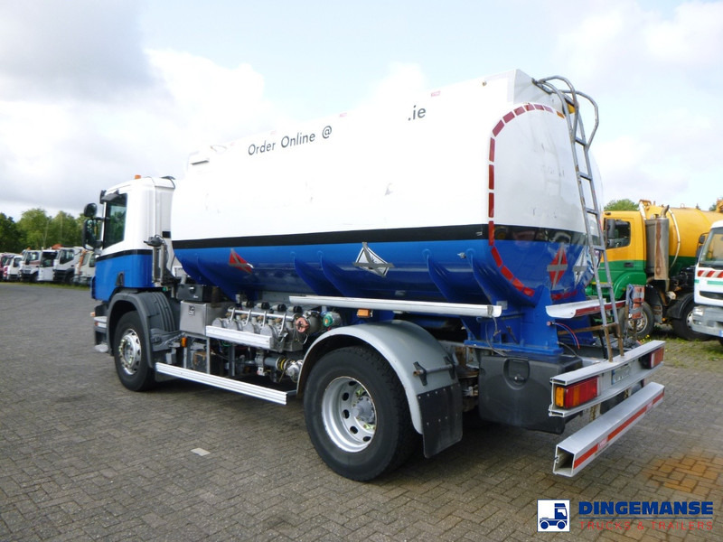 Scania P 230 DB 4x2 RHD fuel tank 12.4 m3 / 4 comp - Камион цистерна: слика 3 Scania P 230 DB 4x2 RHD fuel tank 12.4 m3 / 4 comp - Камион цистерна: слика 3