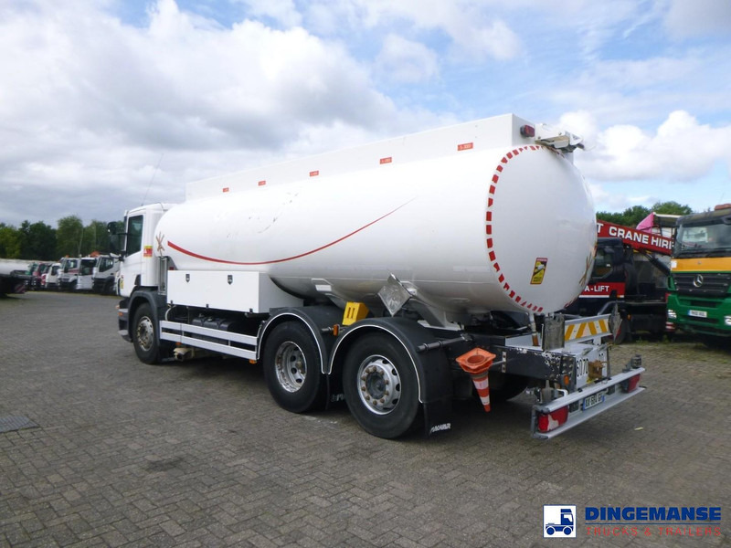 Scania P 320 DB 6X2 fuel tank 18.8 m3 / 5 comp - Камион цистерна: слика 3 Scania P 320 DB 6X2 fuel tank 18.8 m3 / 5 comp - Камион цистерна: слика 3