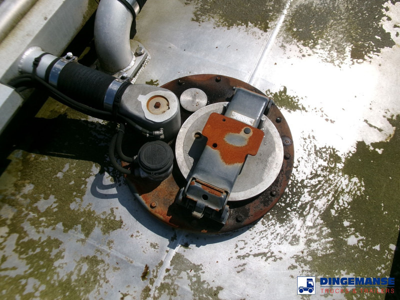 Камион цистерна Volvo FE 260 4x2 dxi fuel tank 13.3 m3 / 4 comp / ADR 21-06-2024: слика 18
