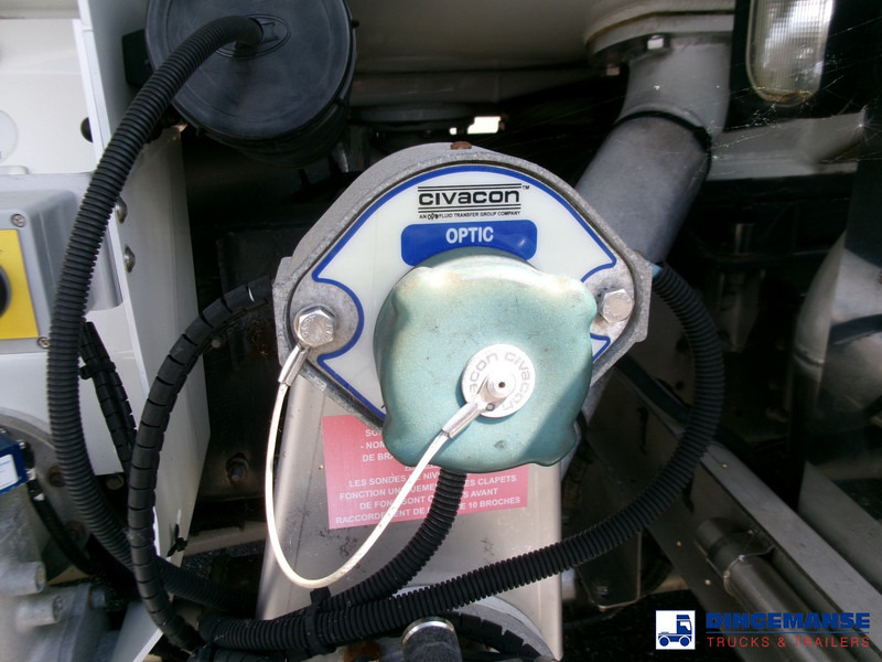 Камион цистерна Volvo FE 260 4x2 dxi fuel tank 13.3 m3 / 4 comp / ADR 21-06-2024: слика 14