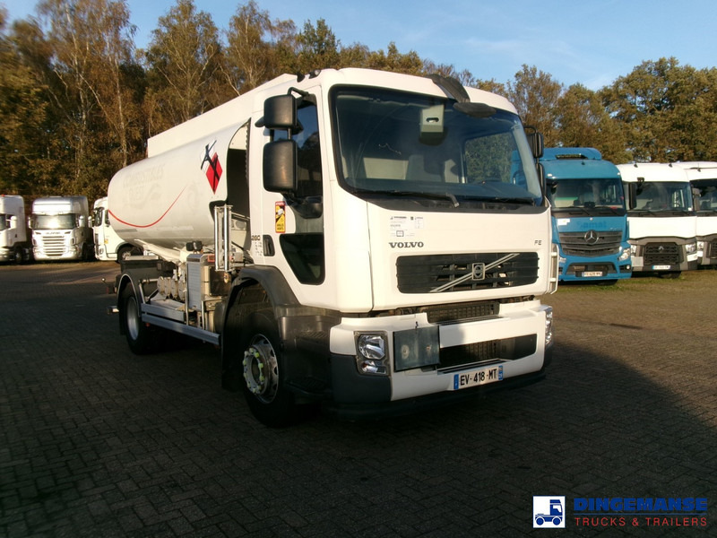 Volvo FE 280 4x2 fuel tank 13.3 m3 / 4 comp - Камион цистерна: слика 2 Volvo FE 280 4x2 fuel tank 13.3 m3 / 4 comp - Камион цистерна: слика 2