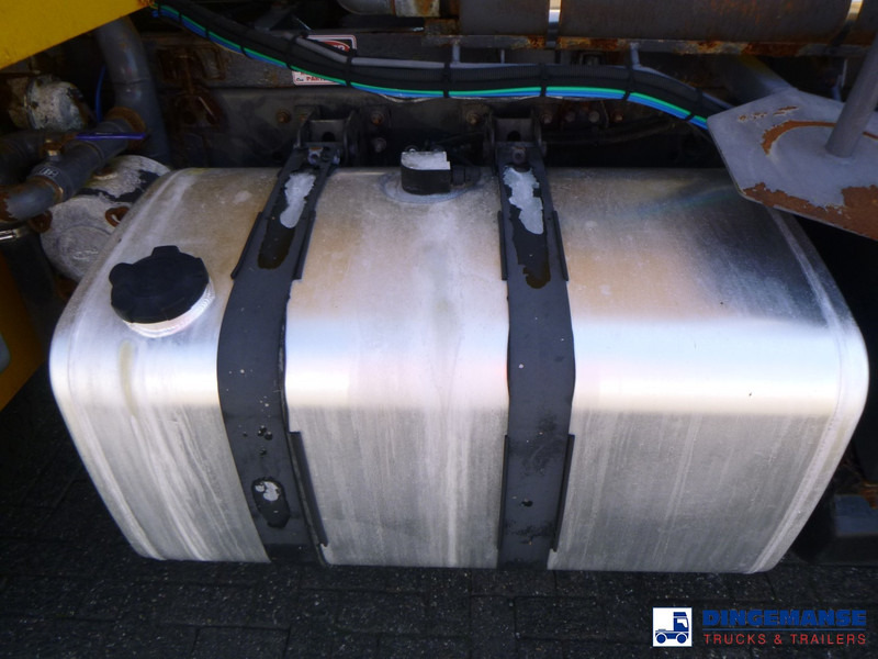 Вакуумски камион Volvo FE 300 6X4 Whale vacuum tank 10.2 m3: слика 8