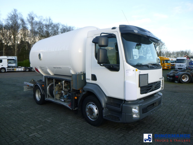 Volvo FL 260 4x2 gas tank 13.9 m3 - Камион цистерна: слика 2 Volvo FL 260 4x2 gas tank 13.9 m3 - Камион цистерна: слика 2