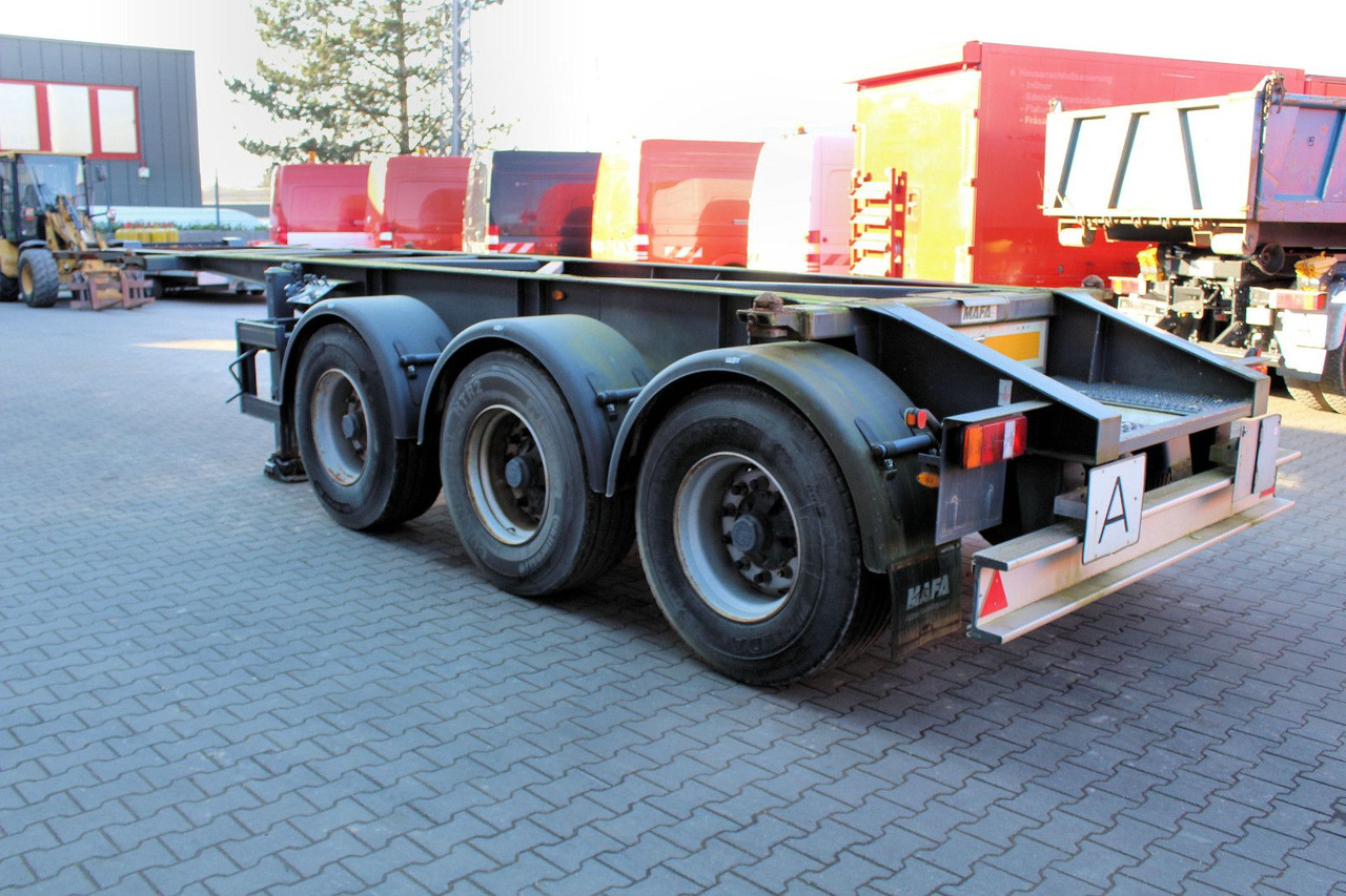 3-Achs MAFA BDF Wechsel Container ADR/GGVS - Транспортер на контејнер/ Полуприколка со променливо тело: слика 3 3-Achs MAFA BDF Wechsel Container ADR/GGVS - Транспортер на контејнер/ Полуприколка со променливо тело: слика 3
