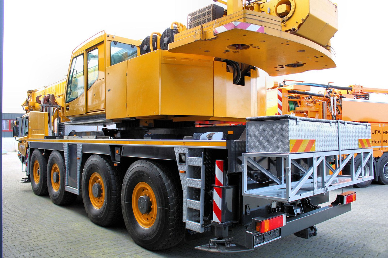 Faun Tadano FAUN ATF 90 G-4 8x6 Autokran + 20 tonnen - Камион со кран: слика 5 Faun Tadano FAUN ATF 90 G-4 8x6 Autokran + 20 tonnen - Камион со кран: слика 5