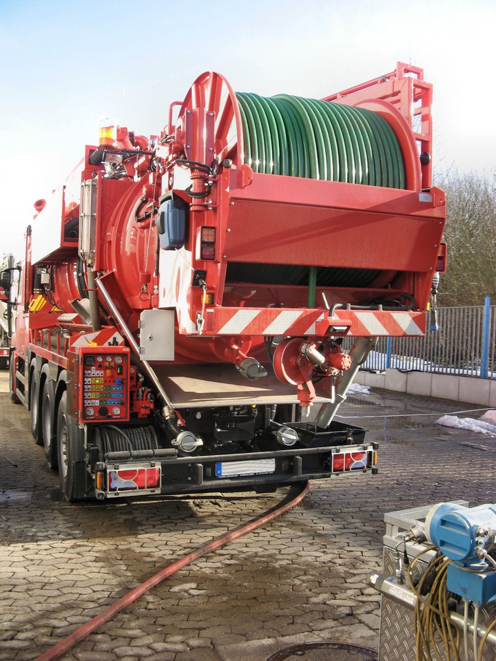 MAN TGS 35.540 8x4 Müller 16m³ WRG + 800 meter HD - Вакуумски камион: слика 4 MAN TGS 35.540 8x4 Müller 16m³ WRG + 800 meter HD - Вакуумски камион: слика 4