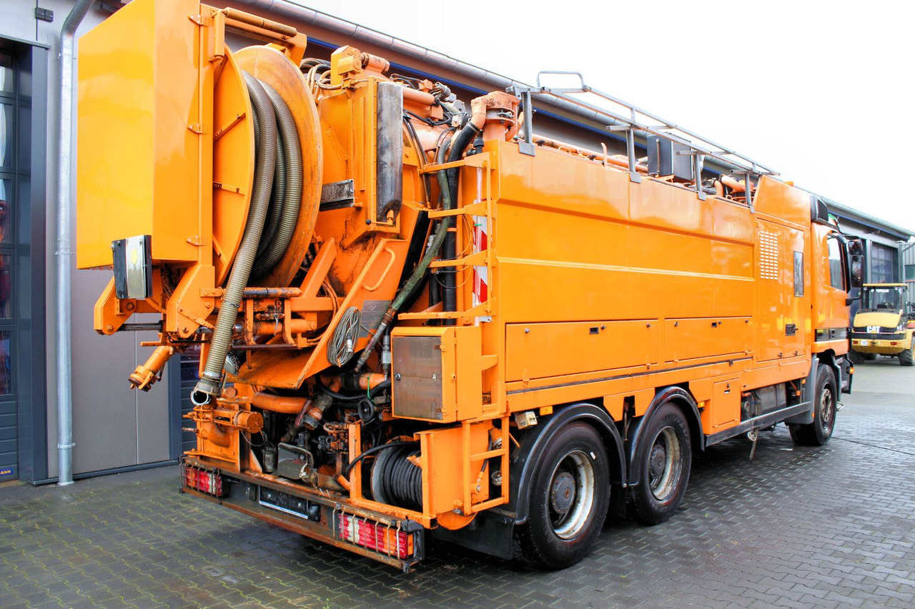 Mercedes-Benz Actros 2653 6x4 V8 Müller 16m³ Saug u.Spül-Kombi - Вакуумски камион: слика 4 Mercedes-Benz Actros 2653 6x4 V8 Müller 16m³ Saug u.Spül-Kombi - Вакуумски камион: слика 4
