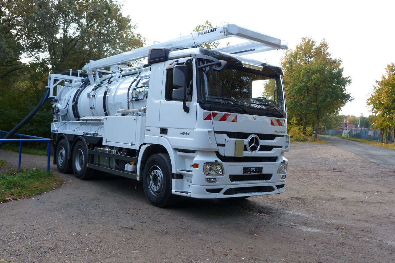 Mercedes-Benz Actros 2844 6x2 Müller 10m³ Canalmaster WRG - Вакуумски камион: слика 1 Mercedes-Benz Actros 2844 6x2 Müller 10m³ Canalmaster WRG - Вакуумски камион: слика 1