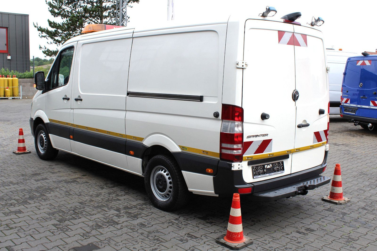 Mercedes-Benz Sprinter 316 CDI + Leistikow 1m³ HD-Spüler 3,5t - Вакуумски камион: слика 3 Mercedes-Benz Sprinter 316 CDI + Leistikow 1m³ HD-Spüler 3,5t - Вакуумски камион: слика 3