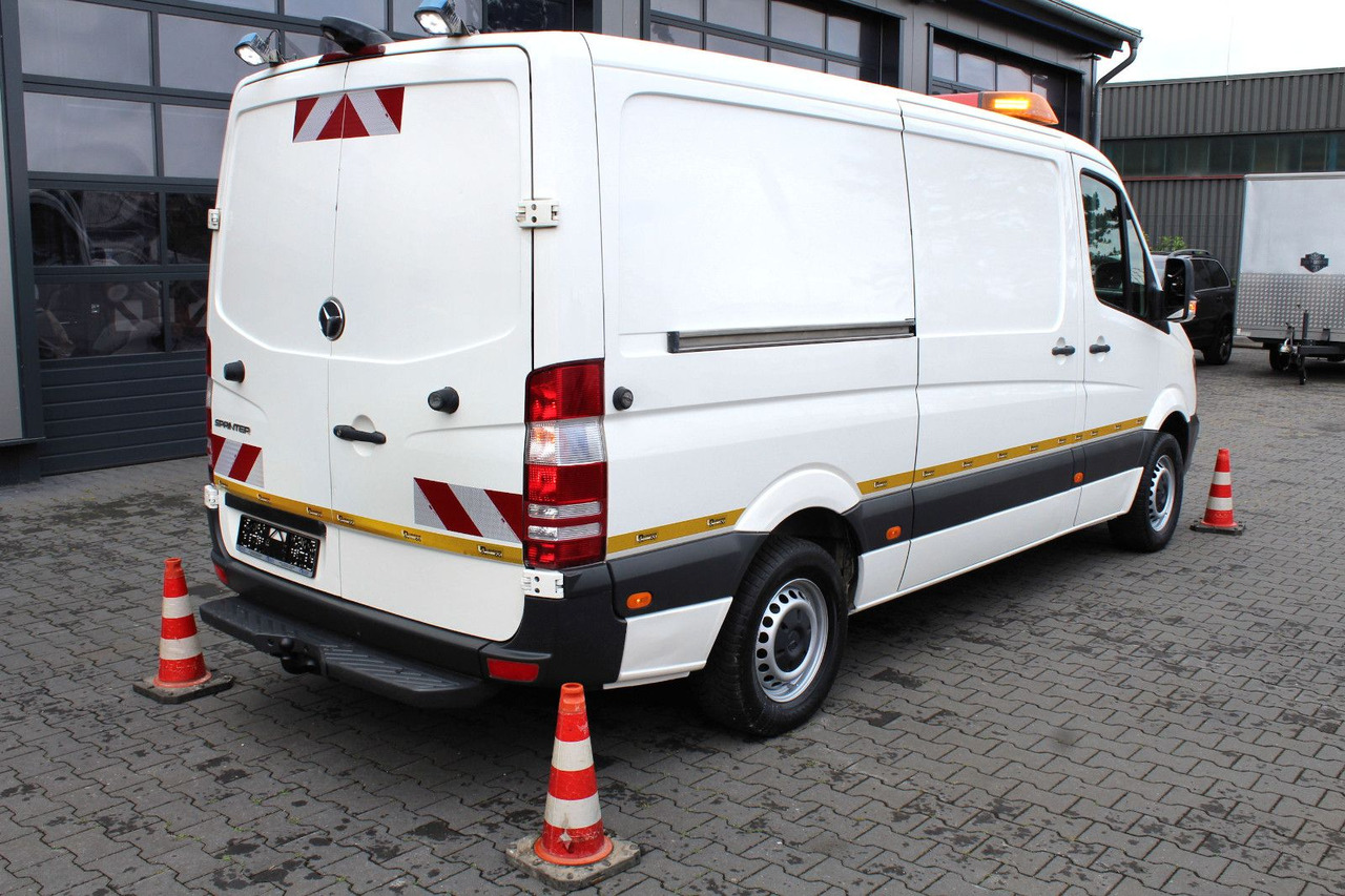 Mercedes-Benz Sprinter 316 CDI + Leistikow 1m³ HD-Spüler 3,5t - Вакуумски камион: слика 4 Mercedes-Benz Sprinter 316 CDI + Leistikow 1m³ HD-Spüler 3,5t - Вакуумски камион: слика 4