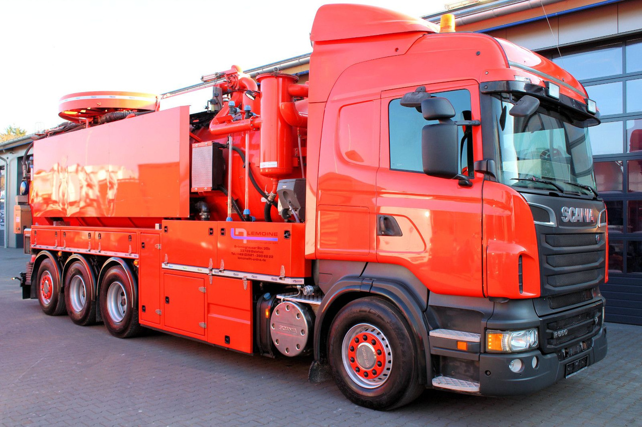 Scania R560 V8 8x4 Kroll 20m³ WRG 2x HD-Pumpe 620 Liter - Вакуумски камион: слика 2 Scania R560 V8 8x4 Kroll 20m³ WRG 2x HD-Pumpe 620 Liter - Вакуумски камион: слика 2
