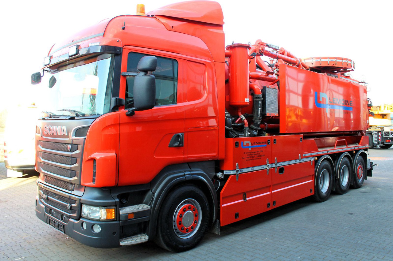 Scania R560 V8 8x4 Kroll 20m³ WRG 2x HD-Pumpe 620 Liter - Вакуумски камион: слика 4 Scania R560 V8 8x4 Kroll 20m³ WRG 2x HD-Pumpe 620 Liter - Вакуумски камион: слика 4