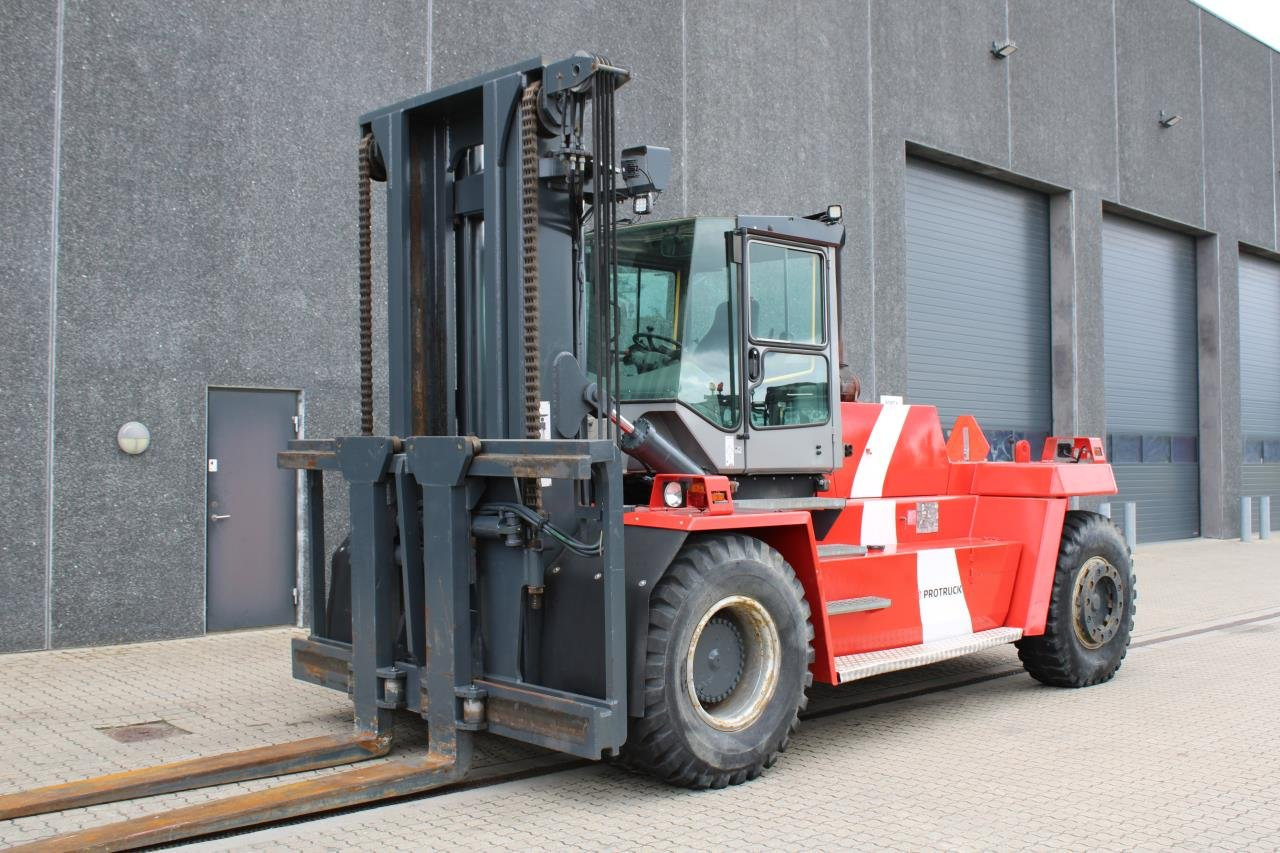 Kalmar DCD220-12LB - Дизел вилушкар: слика 2 Kalmar DCD220-12LB - Дизел вилушкар: слика 2