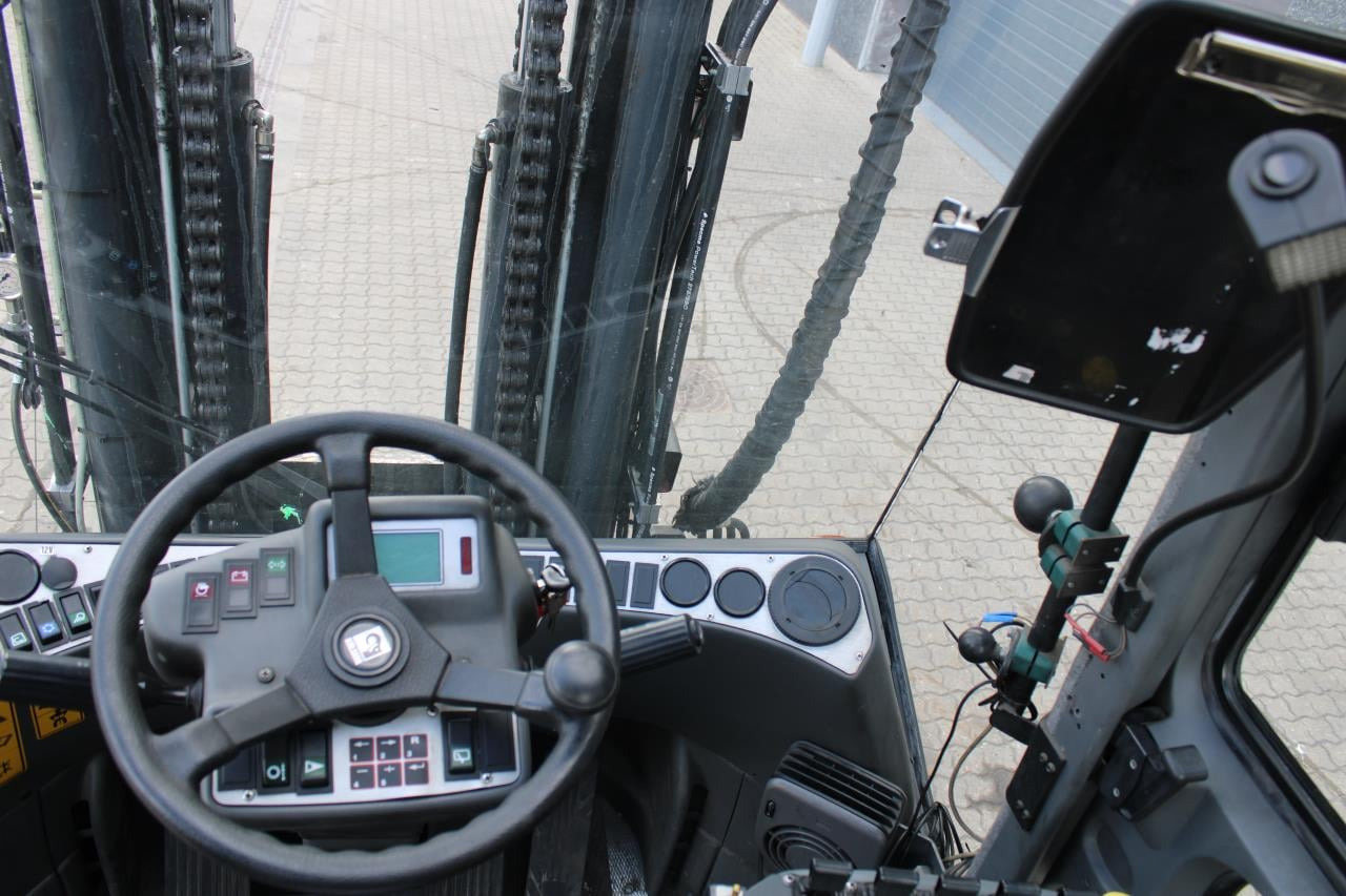 Kalmar DCE80-9 - Дизел вилушкар: слика 4 Kalmar DCE80-9 - Дизел вилушкар: слика 4