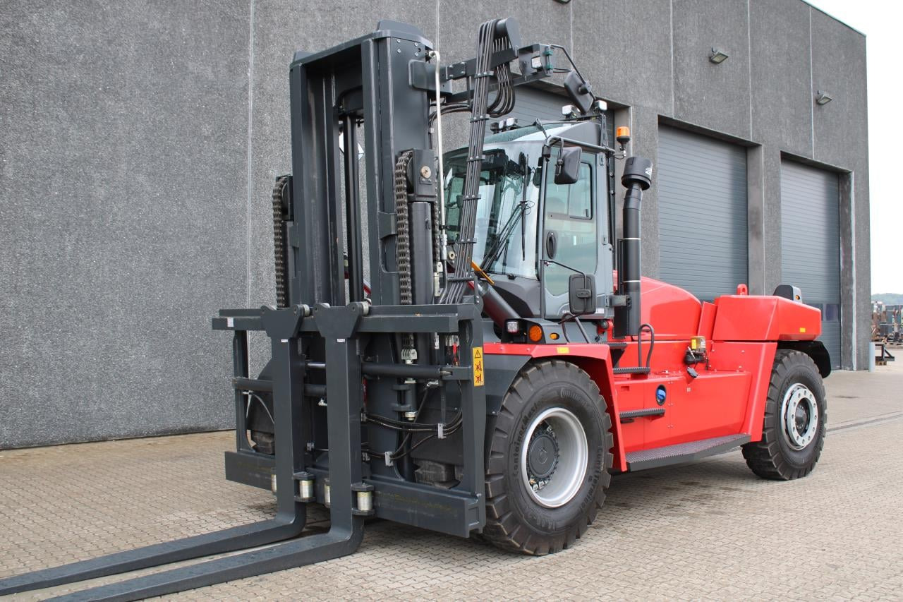 Kalmar DCG250-12 - Дизел вилушкар: слика 2 Kalmar DCG250-12 - Дизел вилушкар: слика 2