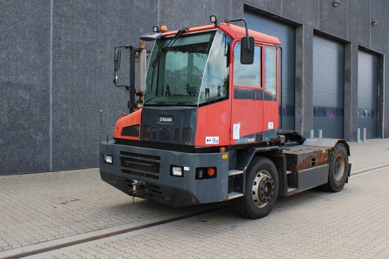 Kalmar TT618I - Трактор на терминалот: слика 2 Kalmar TT618I - Трактор на терминалот: слика 2