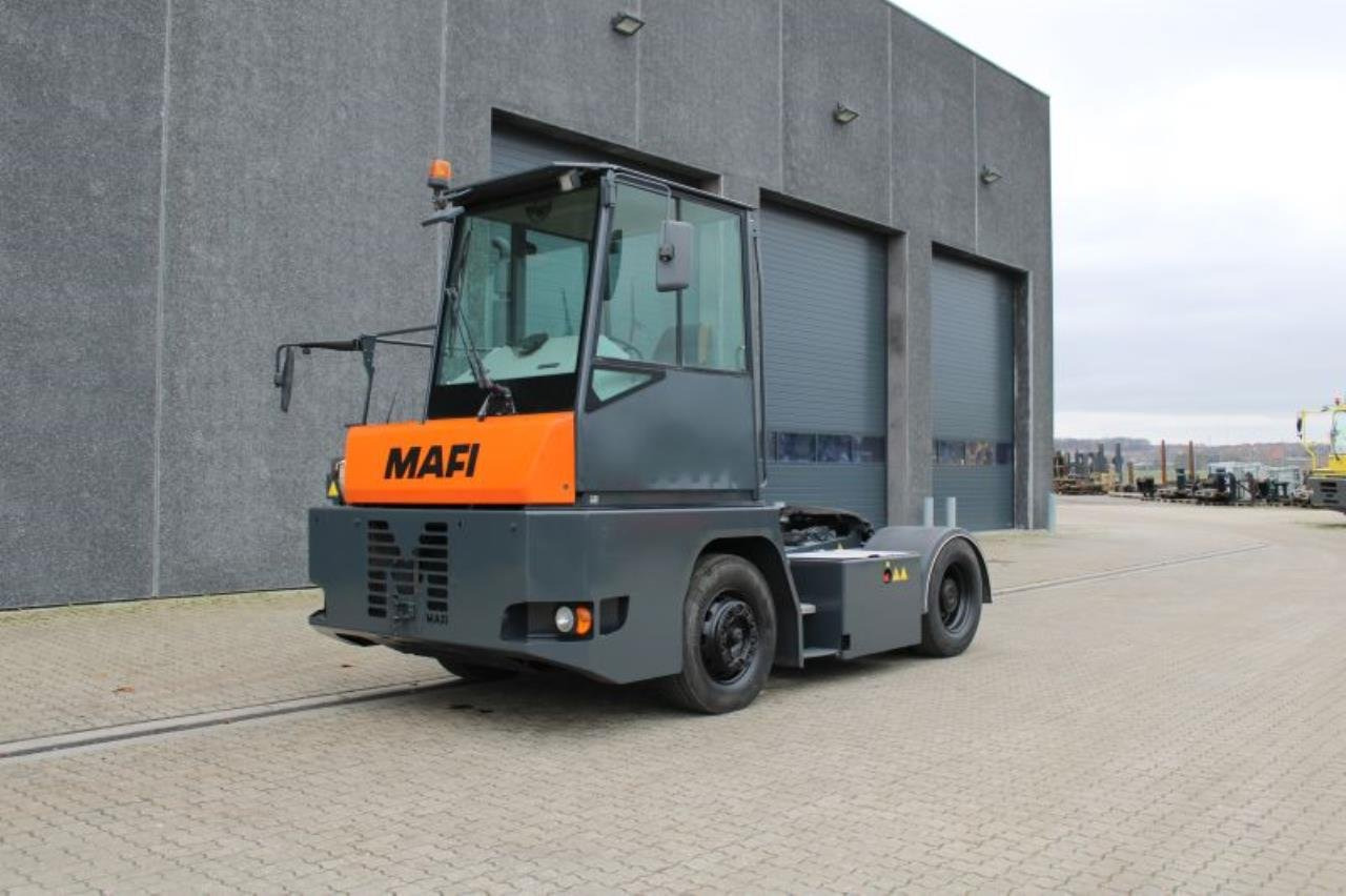Mafi MT25 - Трактор на терминалот: слика 2 Mafi MT25 - Трактор на терминалот: слика 2