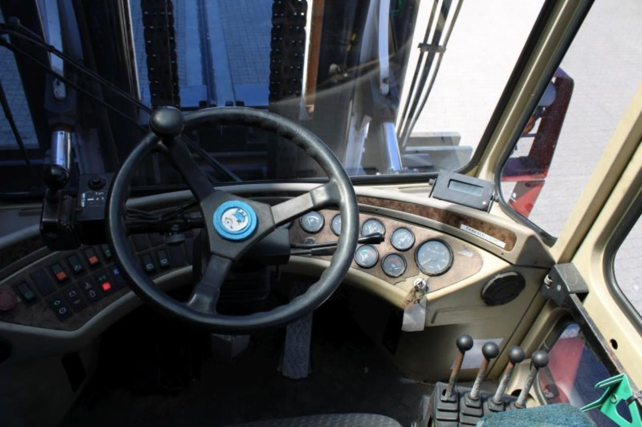 SveTruck 25120-42 - Дизел вилушкар: слика 4 SveTruck 25120-42 - Дизел вилушкар: слика 4