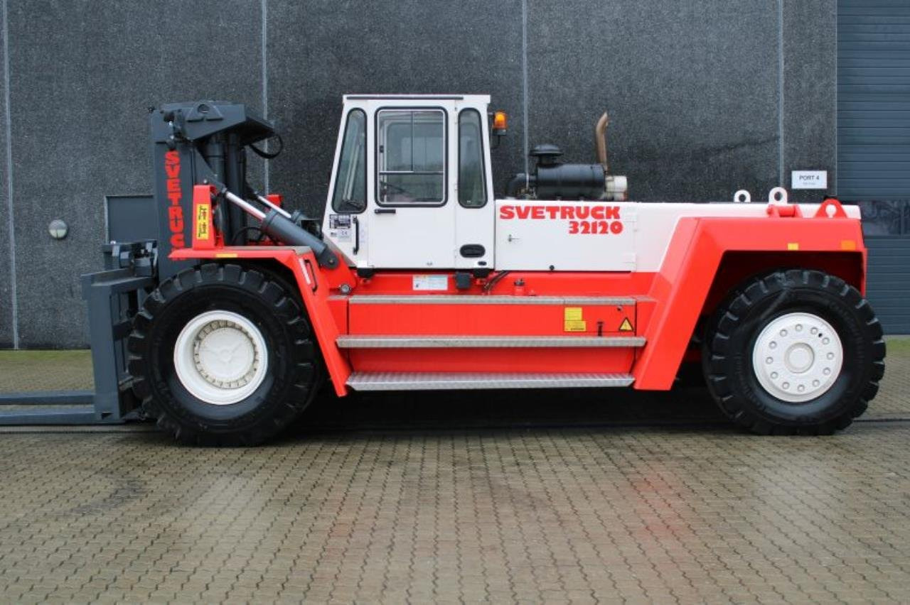 SveTruck 32120-46 - Дизел вилушкар: слика 1 SveTruck 32120-46 - Дизел вилушкар: слика 1