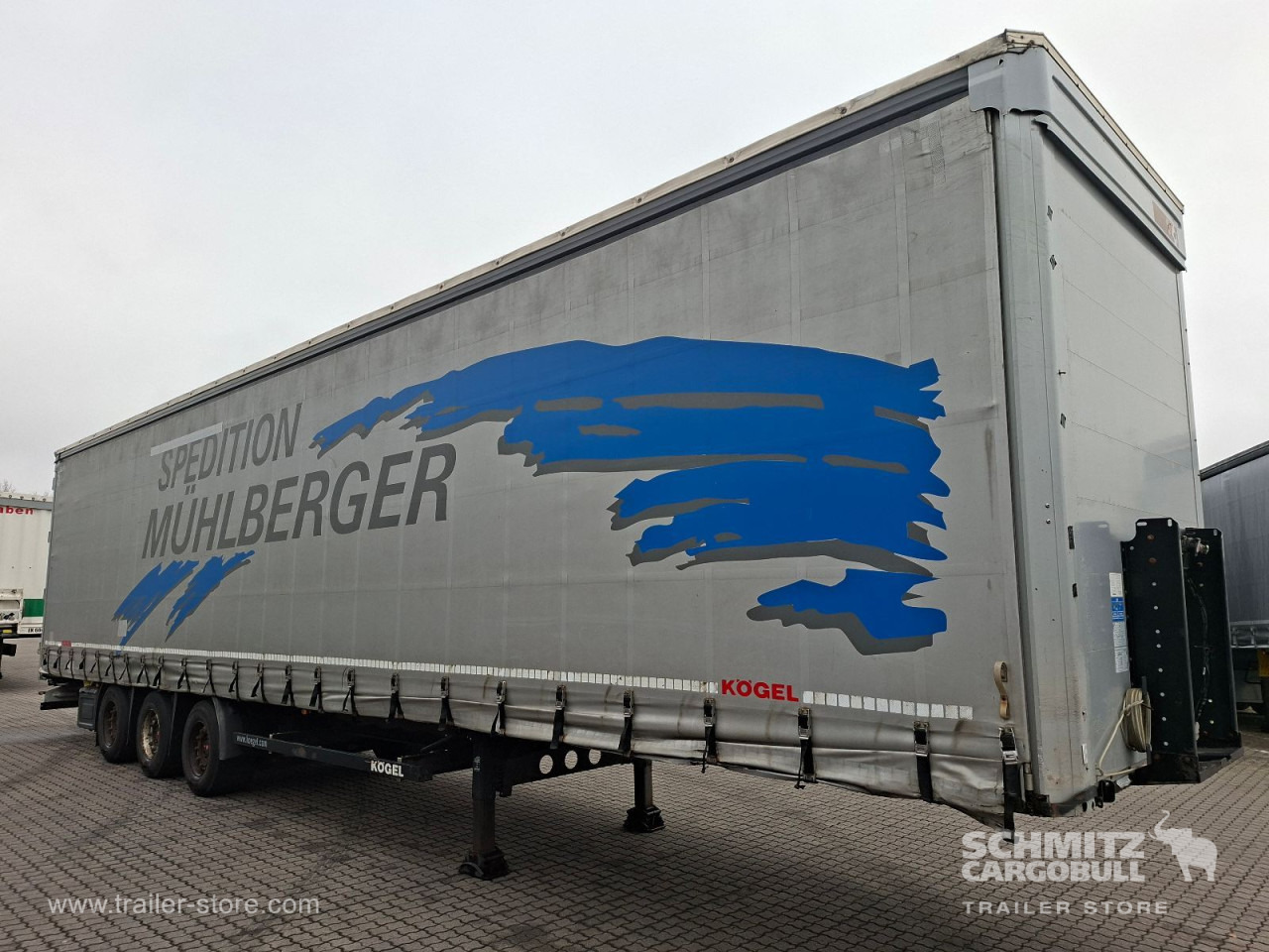 KOEGEL Auflieger Curtainsider Mega - Полуприколка со церада: слика 1 KOEGEL Auflieger Curtainsider Mega - Полуприколка со церада: слика 1