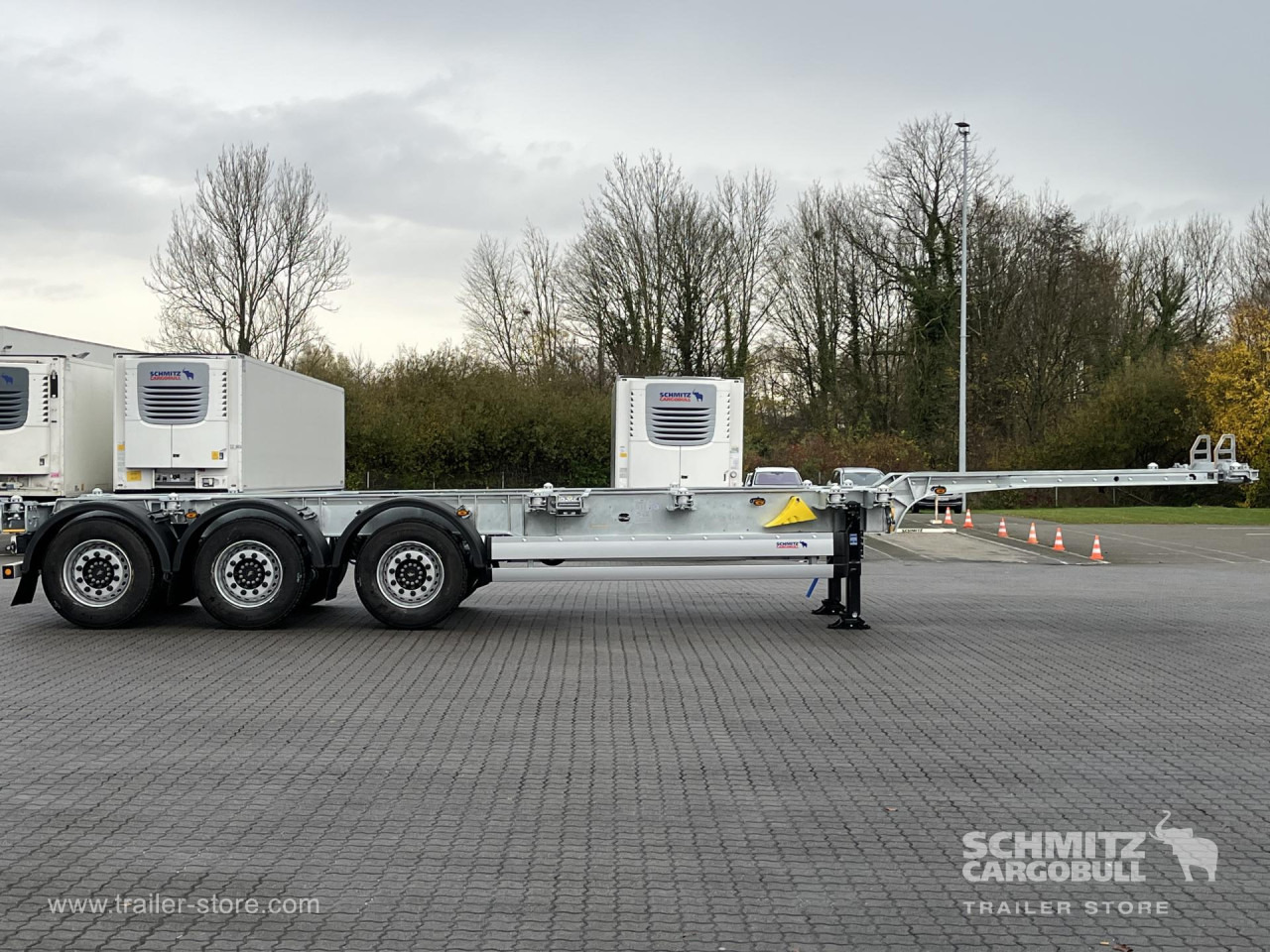 SCHMITZ Auflieger Containerfahrgestell Standard - Транспортер на контејнер/ Полуприколка со променливо тело: слика 5 SCHMITZ Auflieger Containerfahrgestell Standard - Транспортер на контејнер/ Полуприколка со променливо тело: слика 5