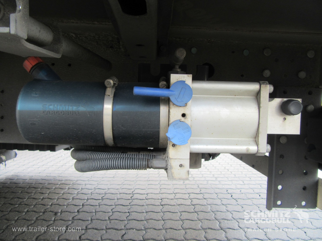 SCHMITZ Auflieger Curtainsider Mega - Полуприколка со церада: слика 5 SCHMITZ Auflieger Curtainsider Mega - Полуприколка со церада: слика 5