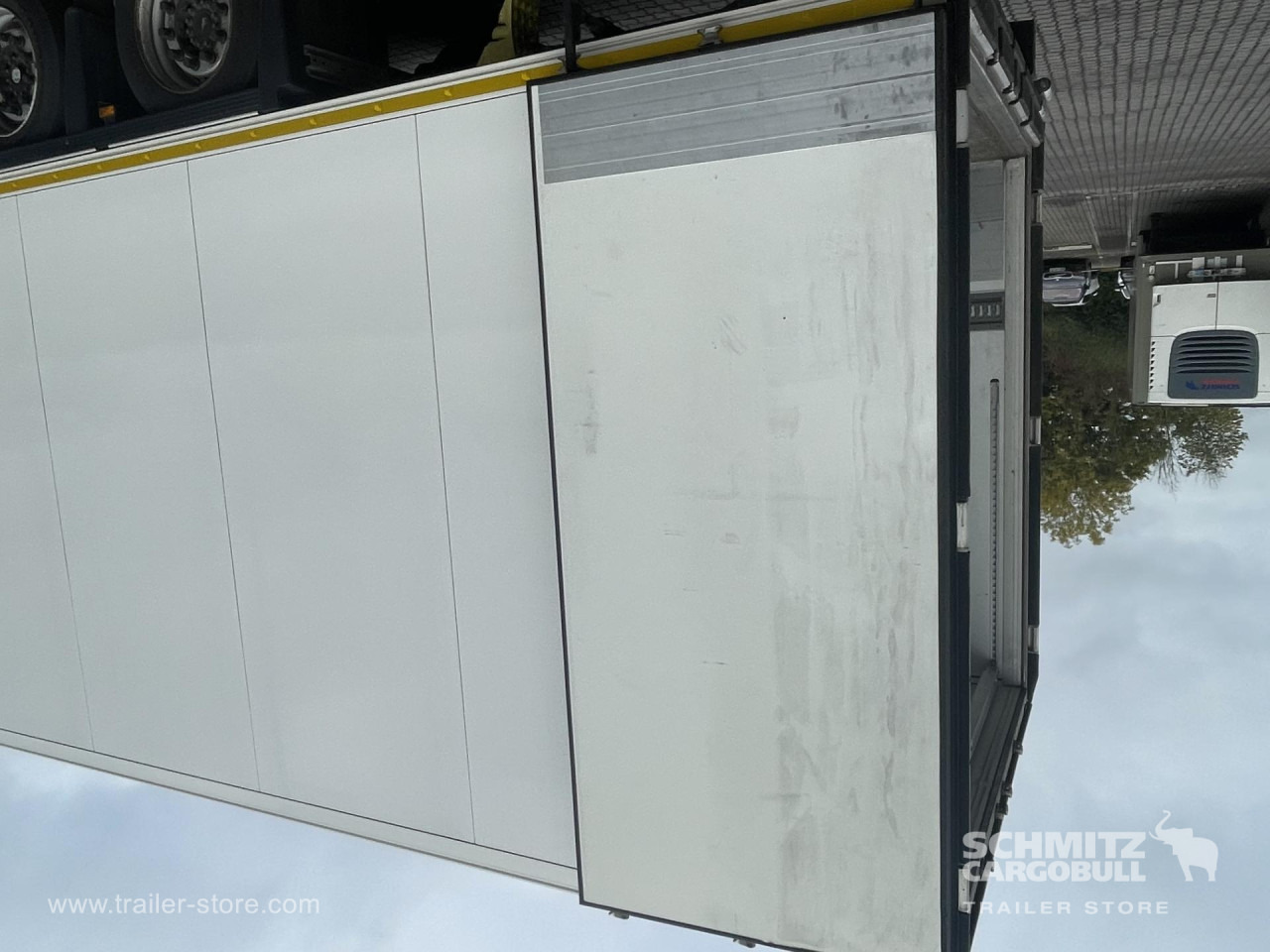 SCHMITZ Auflieger Tiefkühler Mega Double deck - Изотермална полуприколка: слика 3 SCHMITZ Auflieger Tiefkühler Mega Double deck - Изотермална полуприколка: слика 3